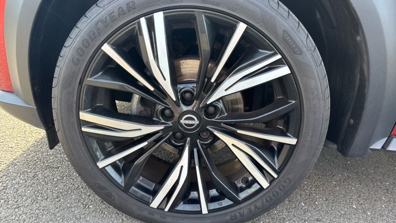 Nissan Juke 1.0 DiG-T 114 Tekna+ 5dr Petrol Hatchback